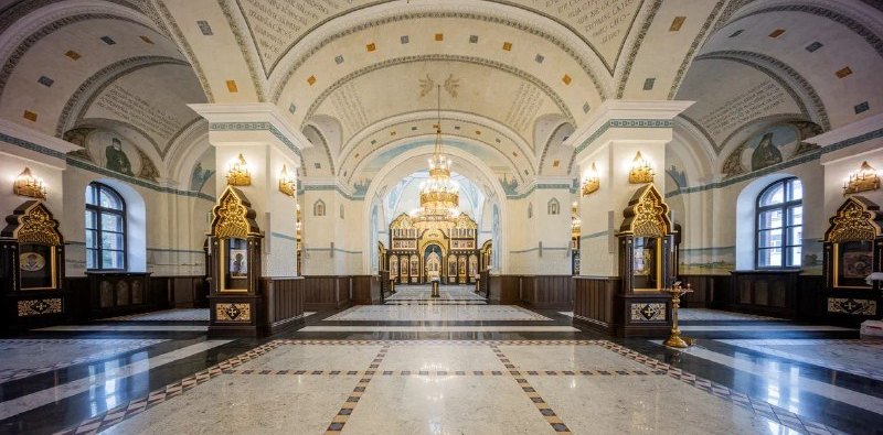 Интерьер храма святителя Николая на Трёх Горах